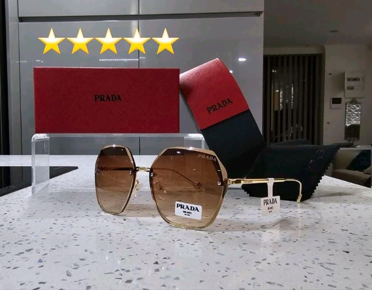 PRADA | Lentes de SOL - 40% OFF 🎁